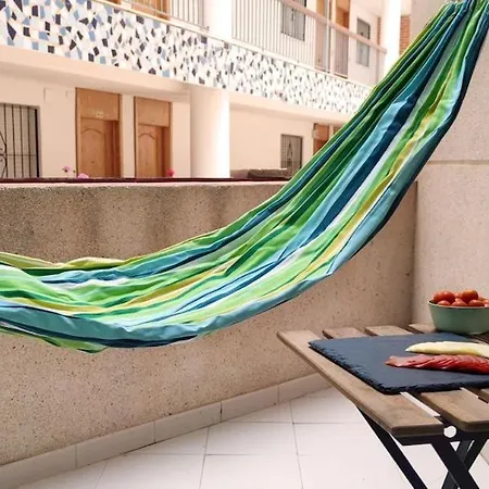1bed Flat With Pool, Balcony & Hammock - Only 5 Mins To The Beach! Lejlighed Torrevieja